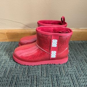 Cute UGG Rain Boots! Size 5